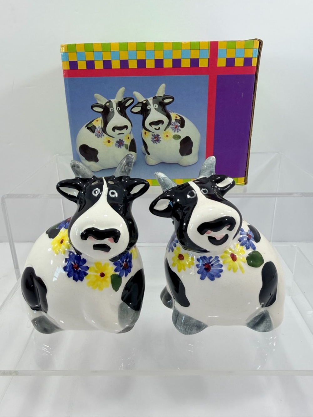 VTG WCL Whimsical Floral Cow Salt & Pepper Shakers - Holstein Set with Box